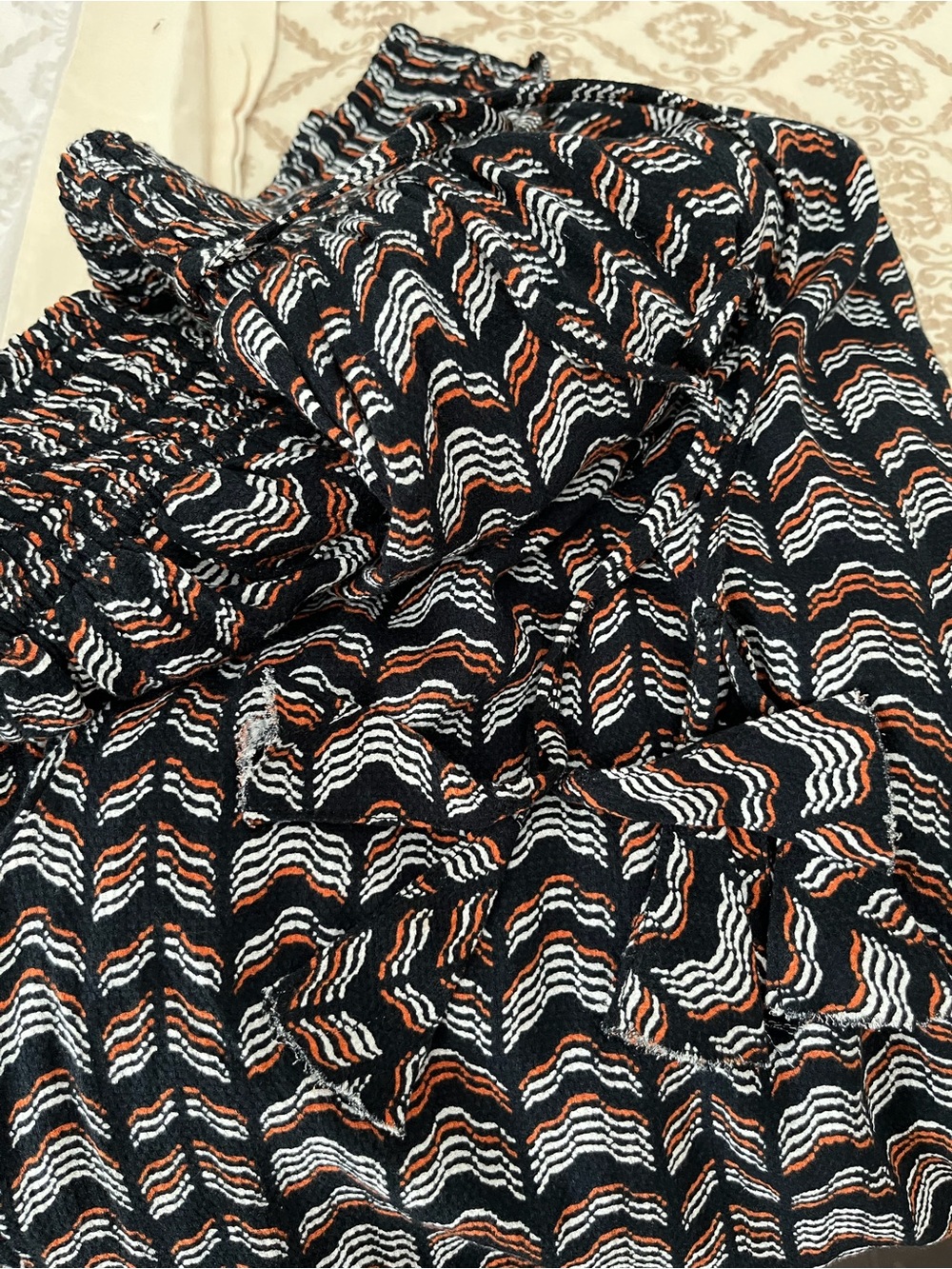 Anthropologie Black, Pink & White Chevron Joggers Boho Size Small - Picture 11 of 12